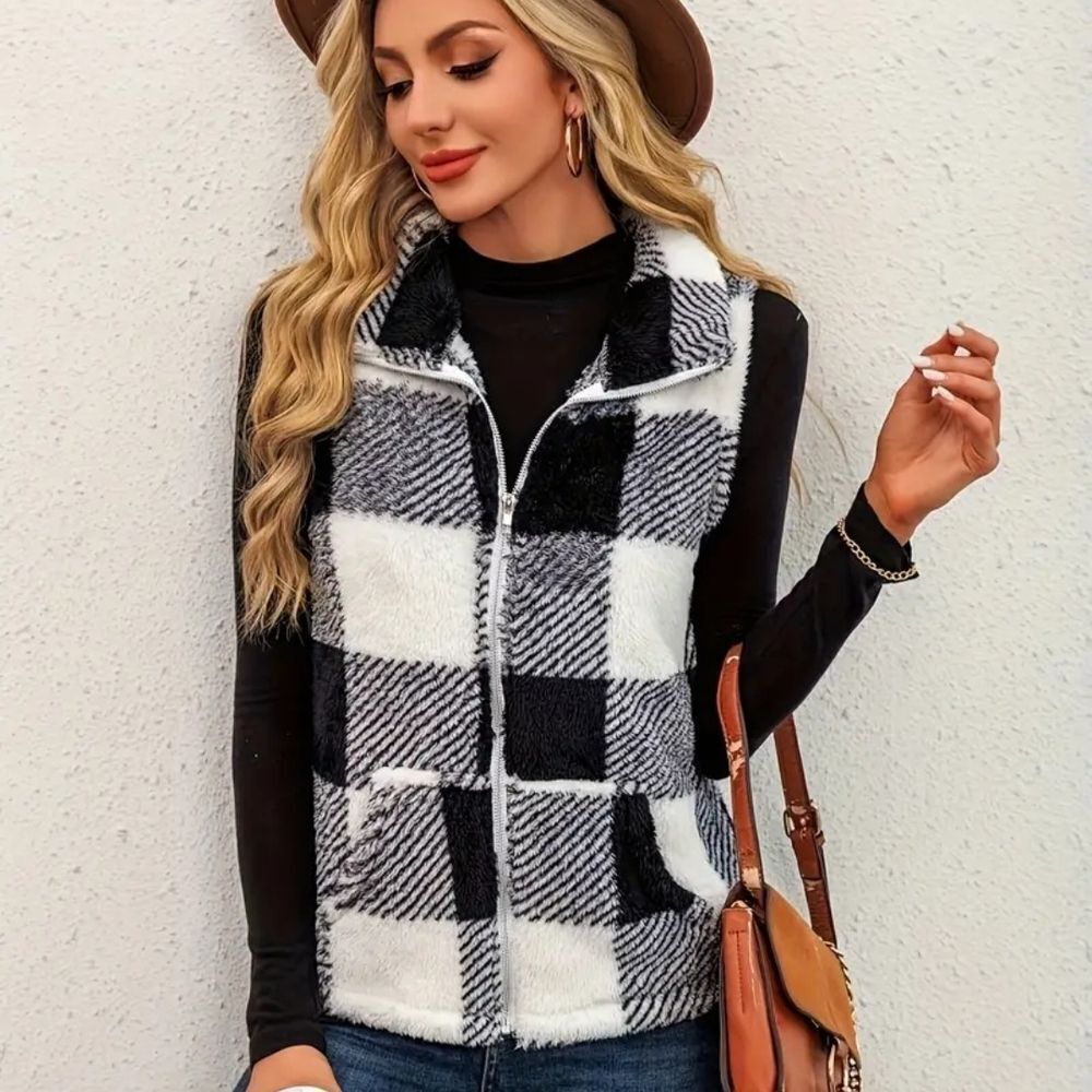 Chic Black and White Checkered Women's Vest - Picture 4 of 5